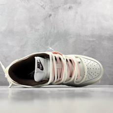 YC Nike Dunk 粉蝶 货号:DD1503 124 尺码:35.5 36 36.5 37.5 38 38.5 3 YC Nike Dunk 粉蝶 货号:DD1503 124 尺码:35.5 36 36.5 37.5 38 38.5 3