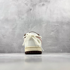 YC Nike Dunk 粉蝶 货号:DD1503 124 尺码:35.5 36 36.5 37.5 38 38.5 3 YC Nike Dunk 粉蝶 货号:DD1503 124 尺码:35.5 36 36.5 37.5 38 38.5 3
