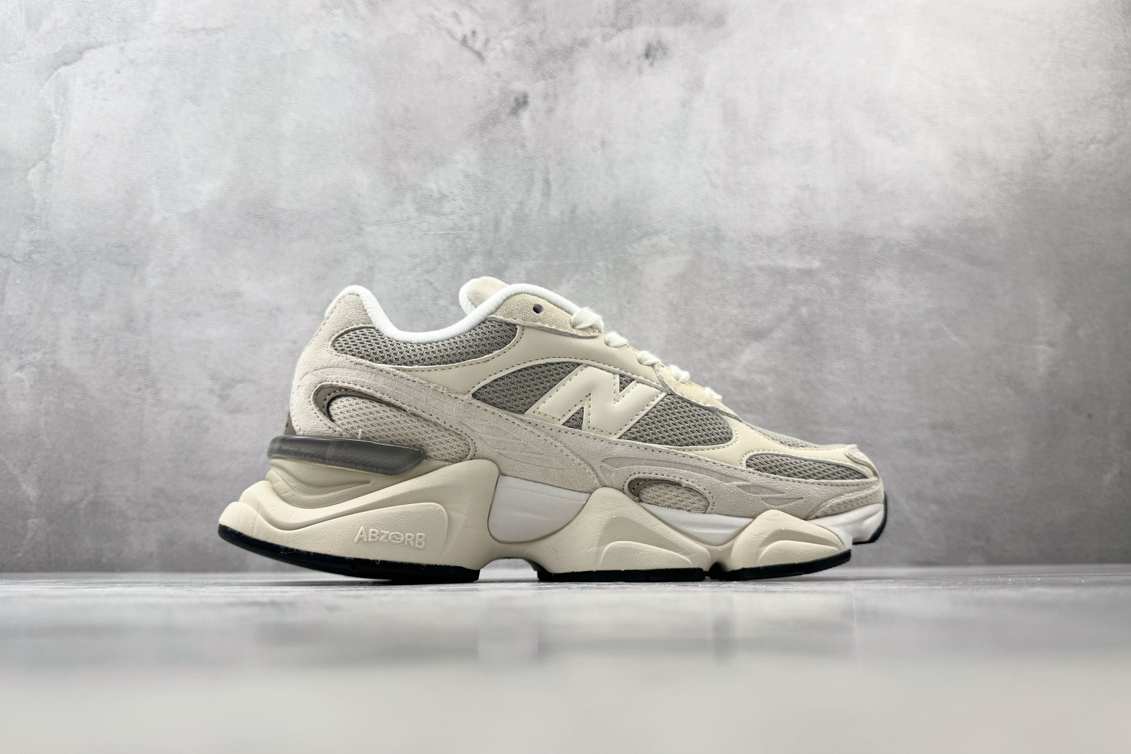 C 版 大厂出品 New Balance NB 9060 米色 货号：UG 尺码：36 36.5 37 38.5 39 
