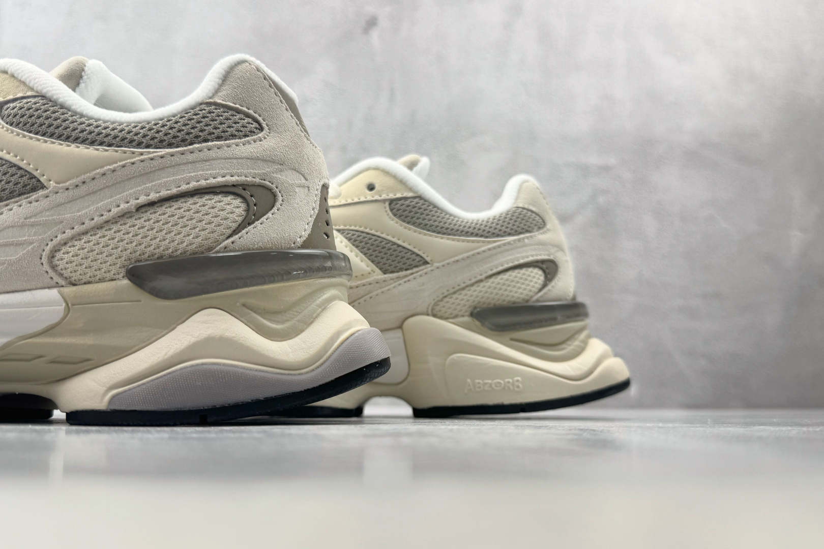 C 版 大厂出品 New Balance NB 9060 米色 货号：UG 尺码：36 36.5 37 38.5 39 