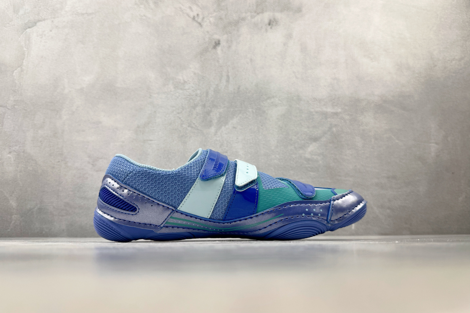 F版 KIKO KOSTADINOV x Asics Gessirit 蓝色 货号：1022A196-400 尺码： 3