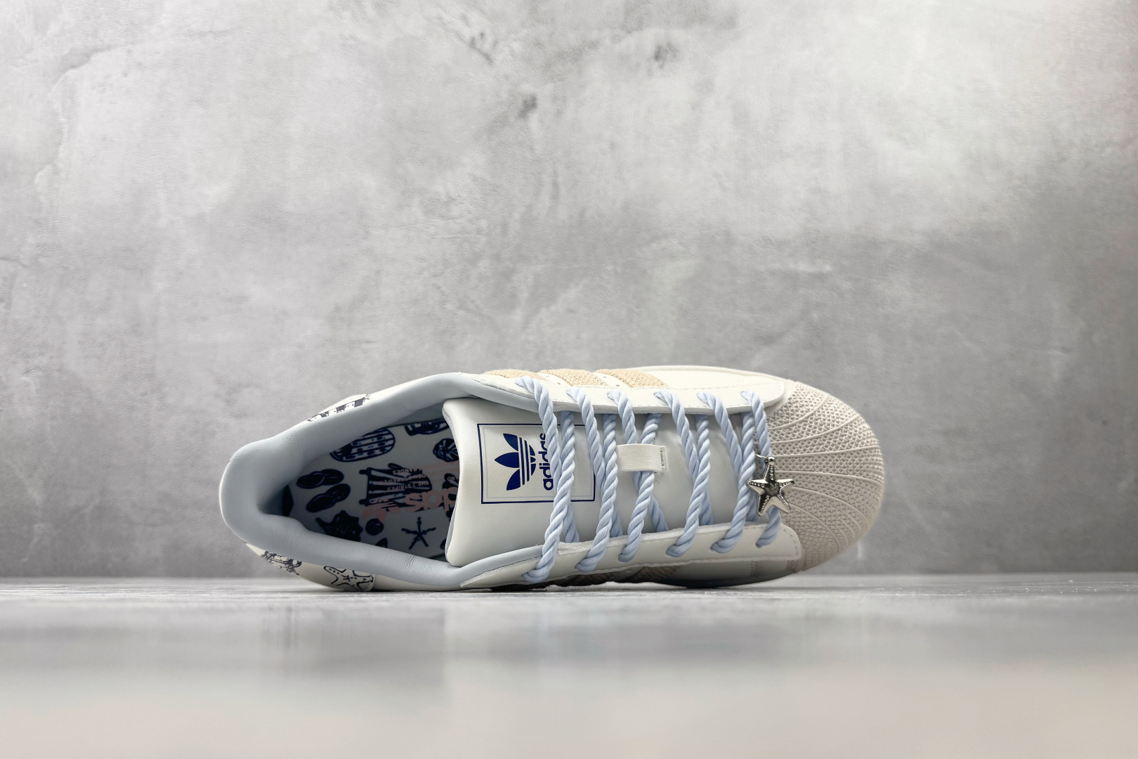 PP adidas originals Superstar 2 亮白 货号：LB9763 尺码：35.5 36 36.5