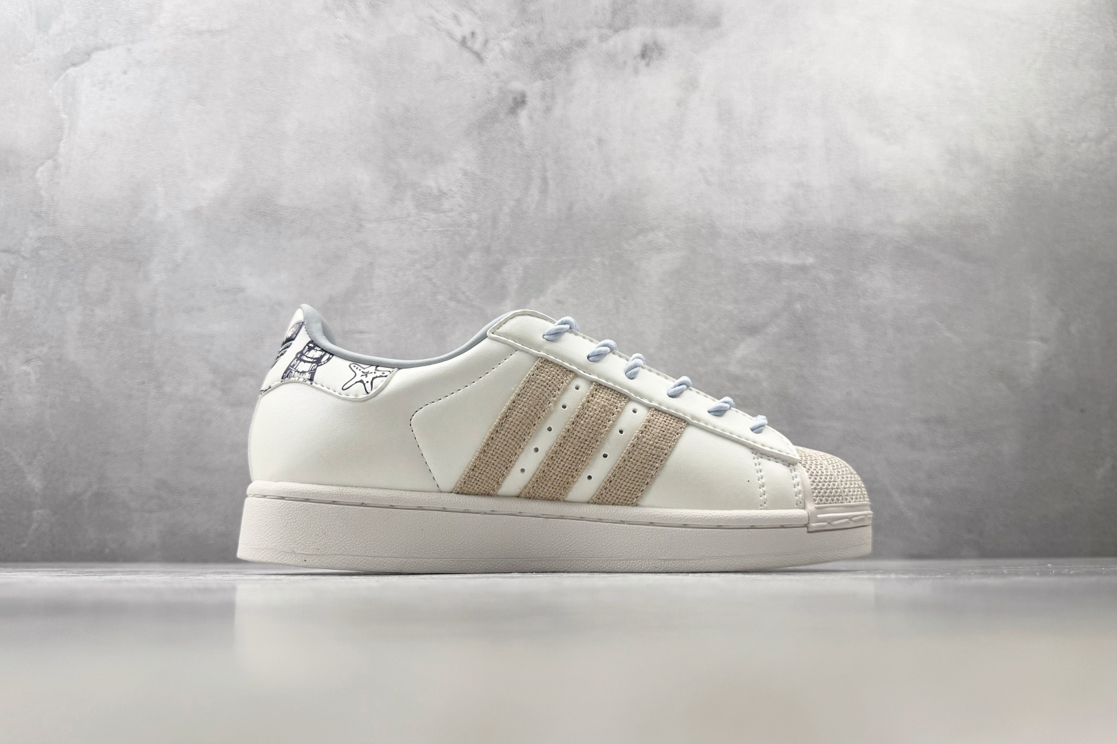PP adidas originals Superstar 2 亮白 货号：LB9763 尺码：35.5 36 36.5