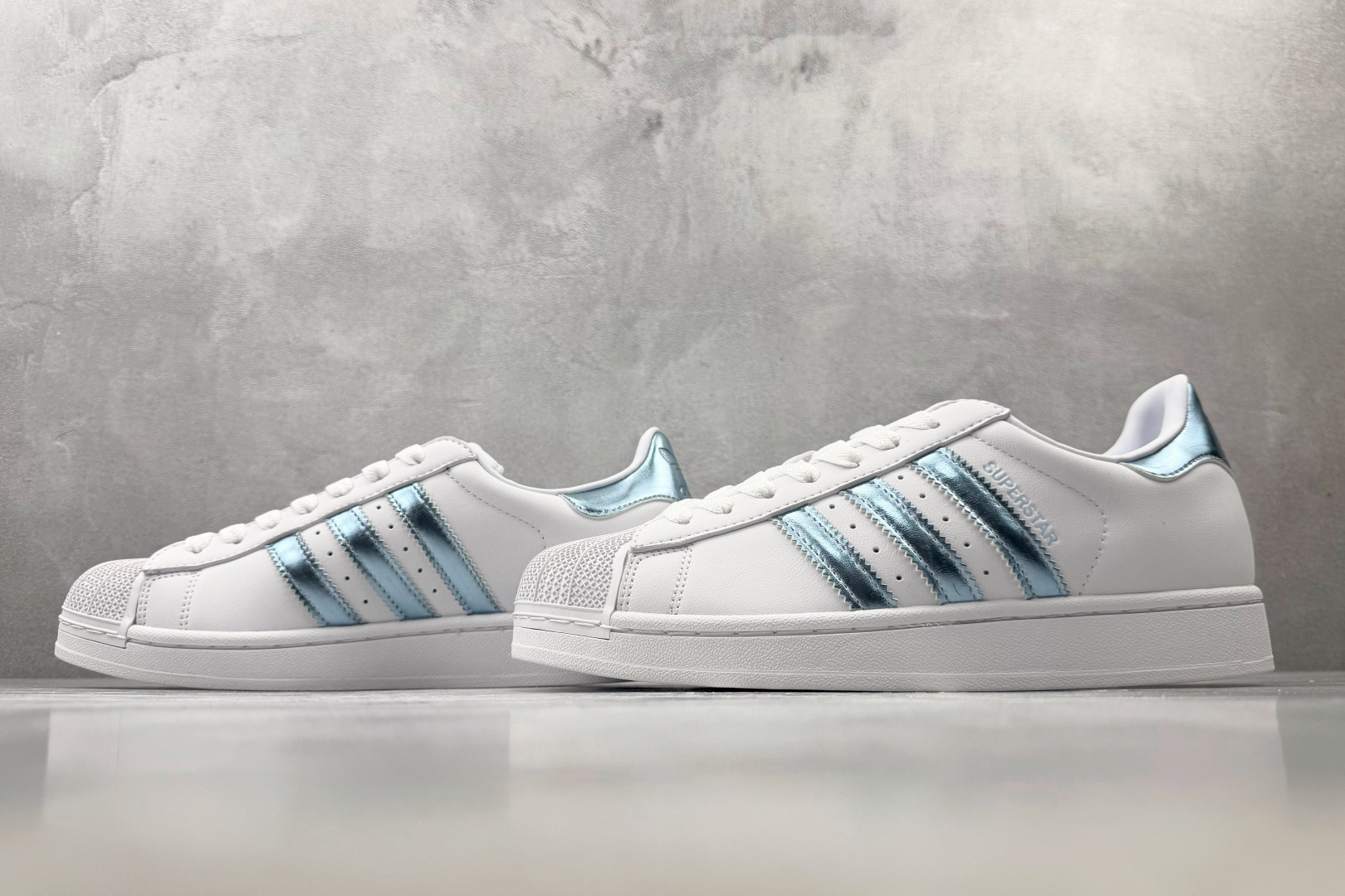 PP adidas originals Superstar 2 白银 货号：LA7739 尺码：35.5 36 36.5