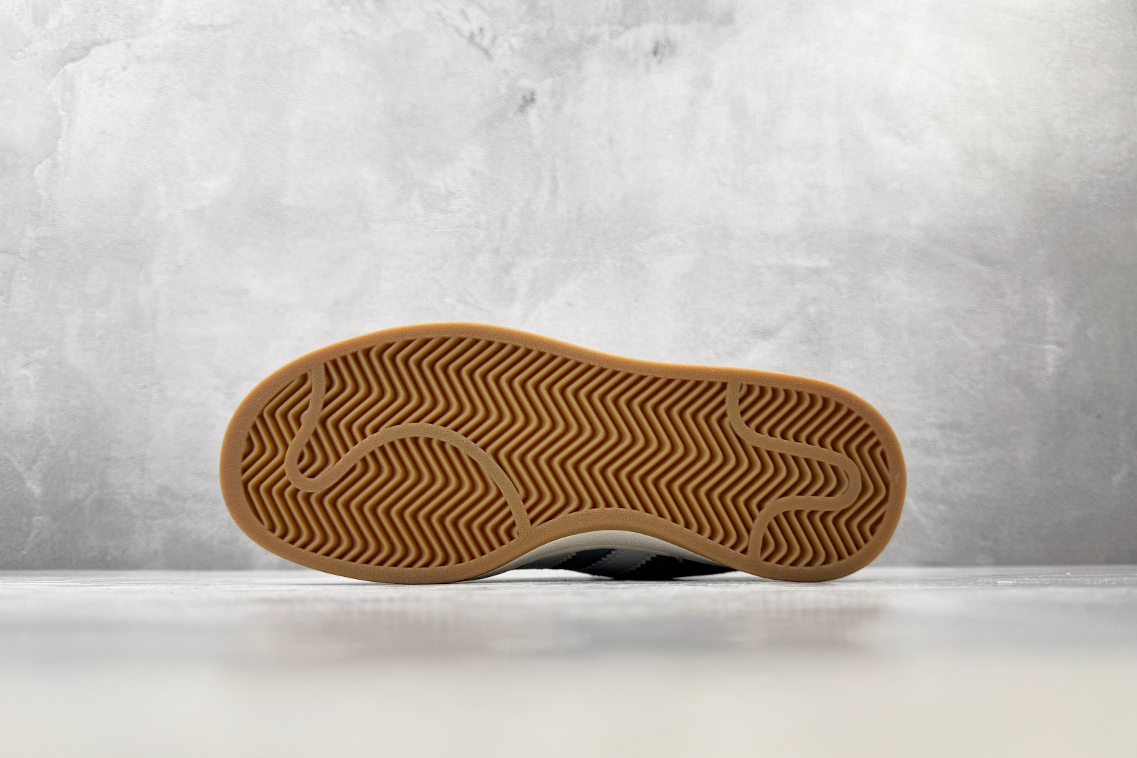 ZG 性价比天花板 adidas originals CAMPUS 00s 灰白 货号：HQ8707 尺码：35.5 3