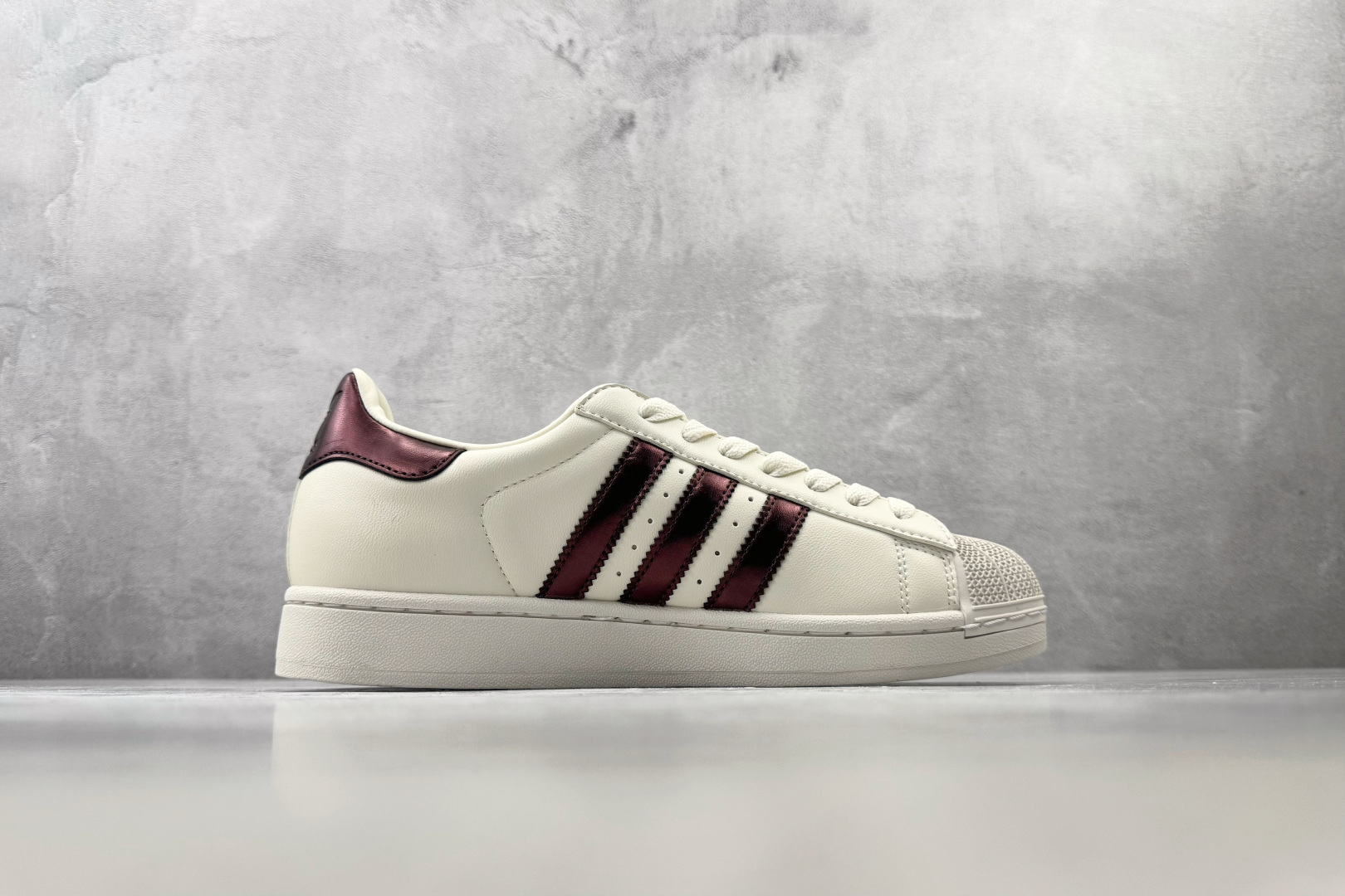 PP adidas originals Superstar 2 米白 货号：KJ4692 尺码：35.5 36 36.5