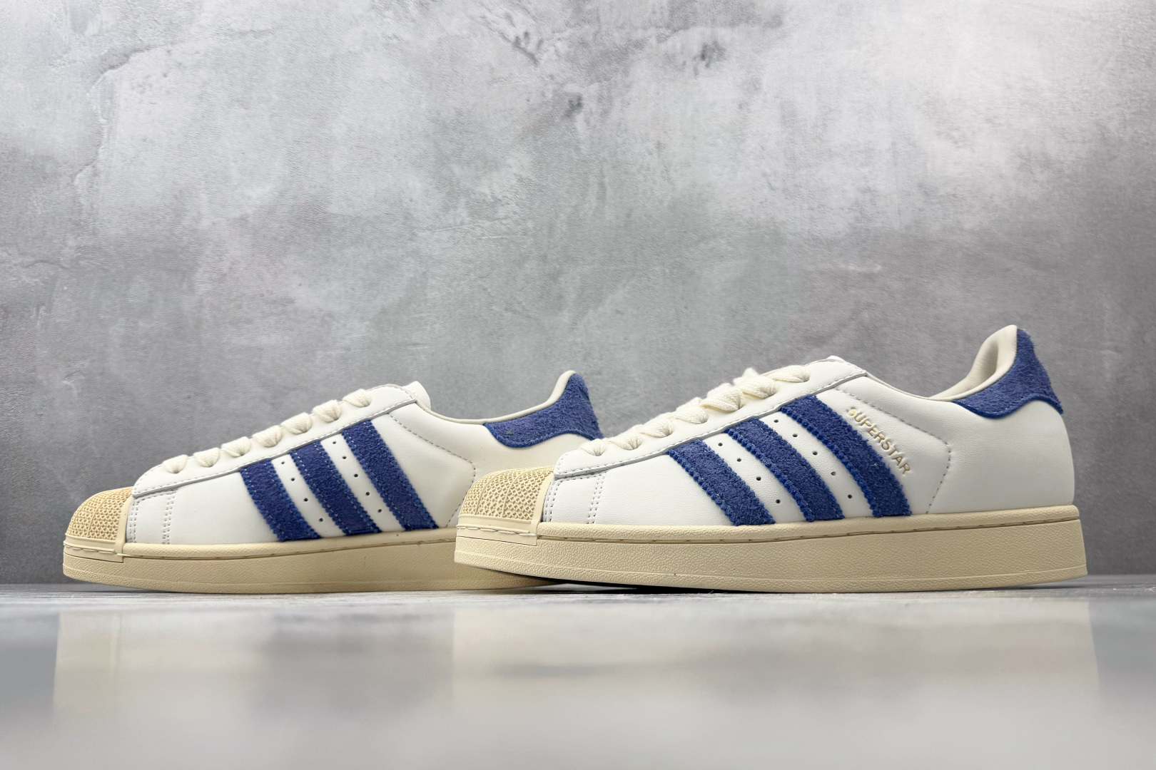 PP adidas originals Superstar 2 白蓝 货号：KZ6732 尺码：35.5 36 36.5