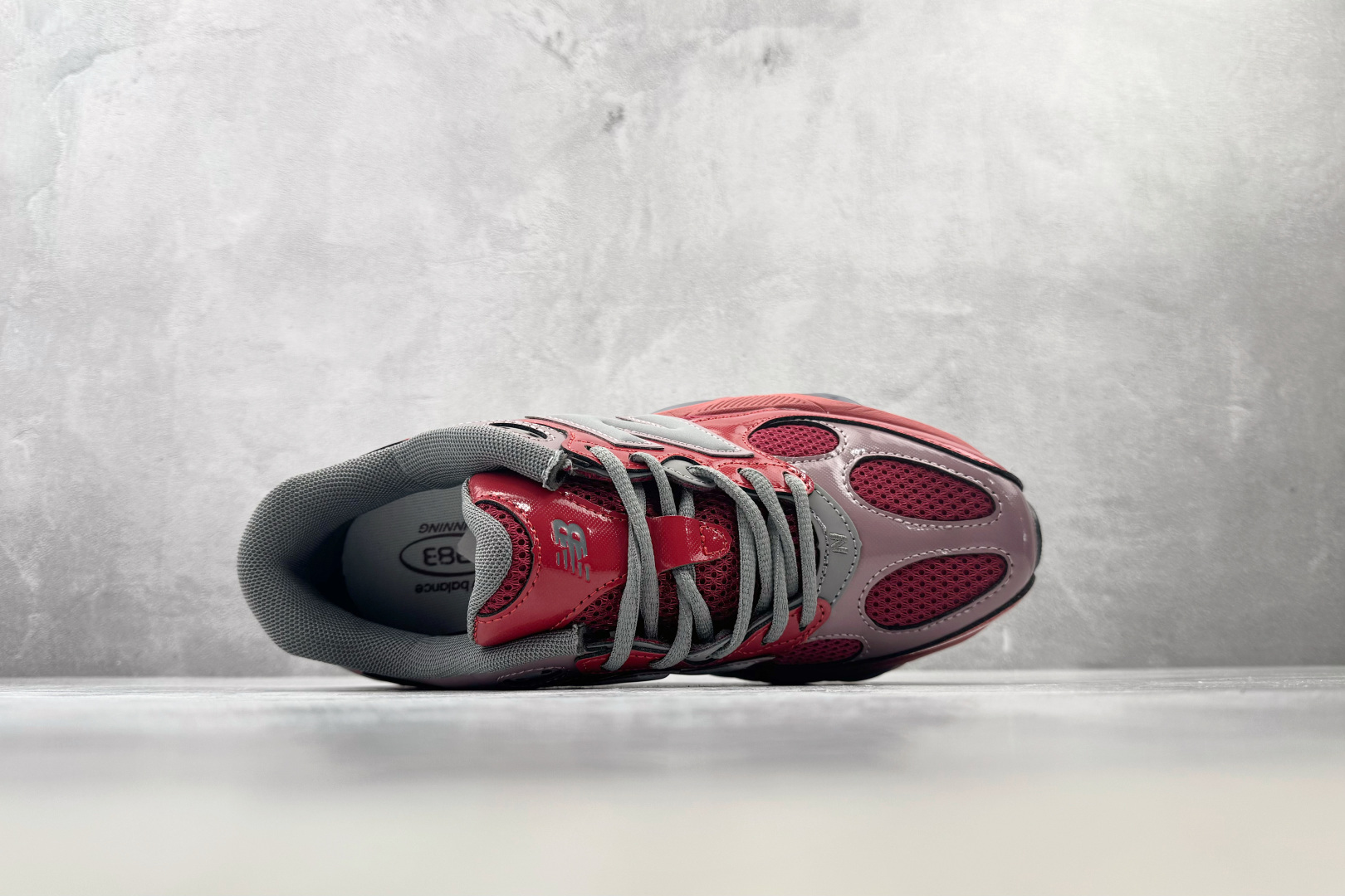 FC 纯原出品 New Balance NB 983 红色 货号：U9831QZ 尺码：36 36.5 37.5 38 