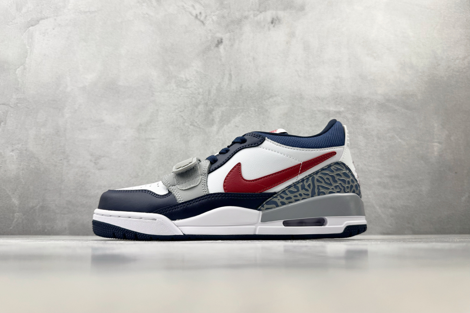F2 外贸F版最强平替 Jordan Legacy 312 白蓝红 货号：CD7069-164 尺码：36 36.5 3