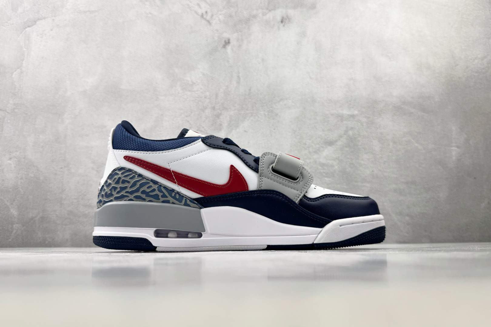 F2 外贸F版最强平替 Jordan Legacy 312 白蓝红 货号：CD7069-164 尺码：36 36.5 3