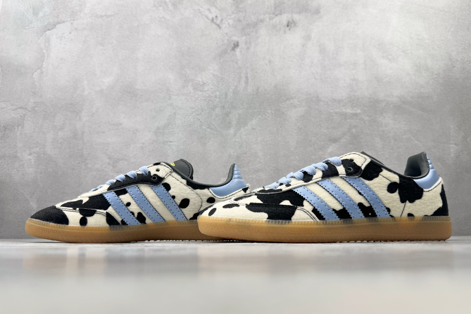 R版 出口订单 adidas originals SAMBA OG 黑白 货号：KJ7448 尺码：35.5 36 36