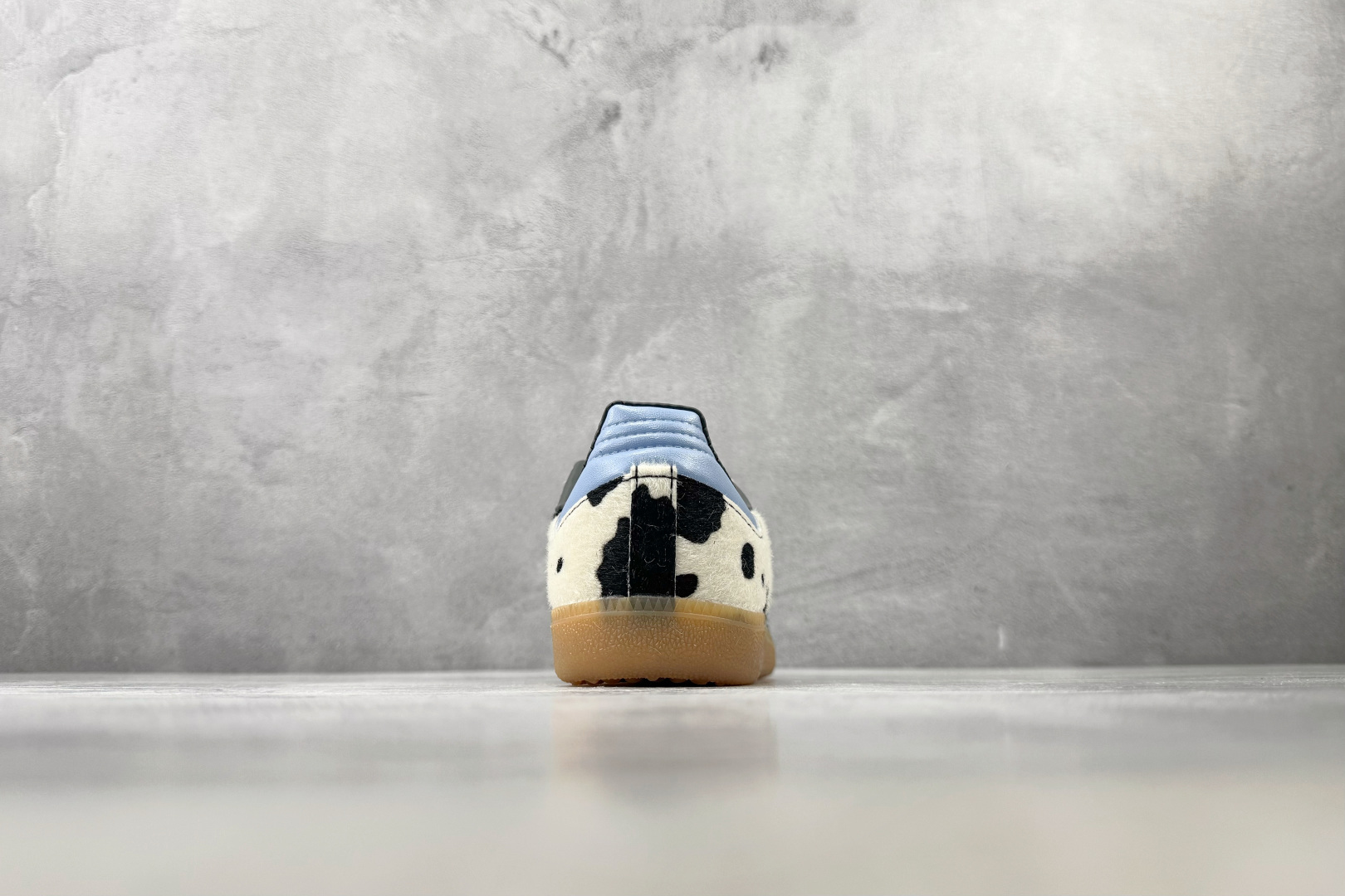 R版 出口订单 adidas originals SAMBA OG 黑白 货号：KJ7448 尺码：35.5 36 36