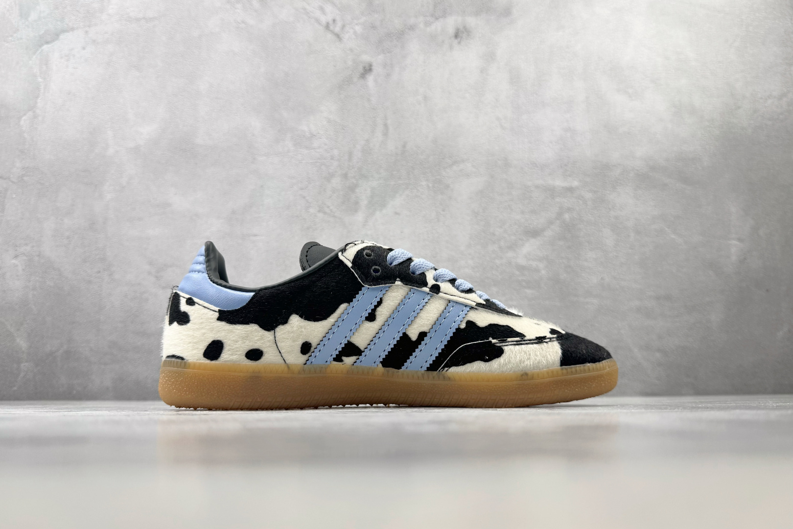 R版 出口订单 adidas originals SAMBA OG 黑白 货号：KJ7448 尺码：35.5 36 36