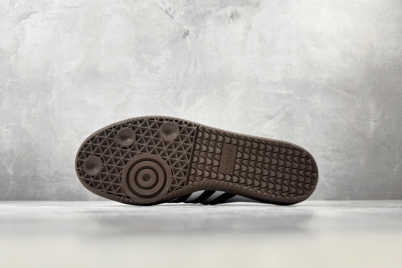 R版 出口订单 adidas originals SAMBA 白色 货号：LC5441 尺码：35.5 36 36.5 