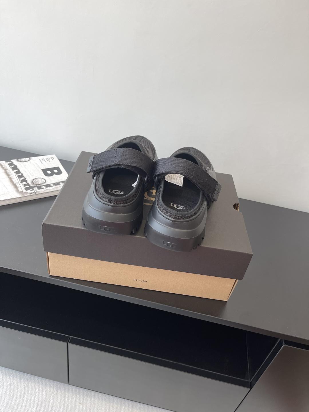 Unknown 250 25ss官网最新半包厚底拖鞋