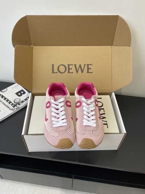 Loewe Ballet Runner 2.0 Pink Nylon and Leather Sneakers - SS25 Runway 1 Loewe Ballet Runner 2.0 Pink Nylon and Leather Sneakers - SS25 Runway
