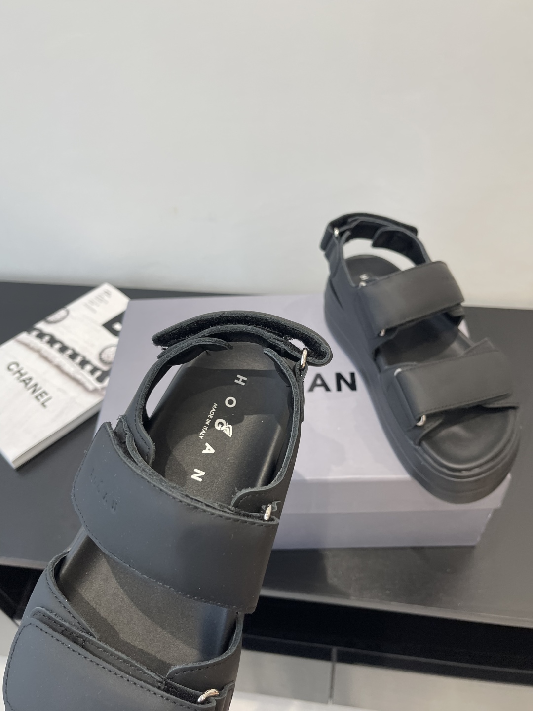 Hogan Skyscraper Sandals: Summer Footwear Redefined with Comfort and Style - 图片 4