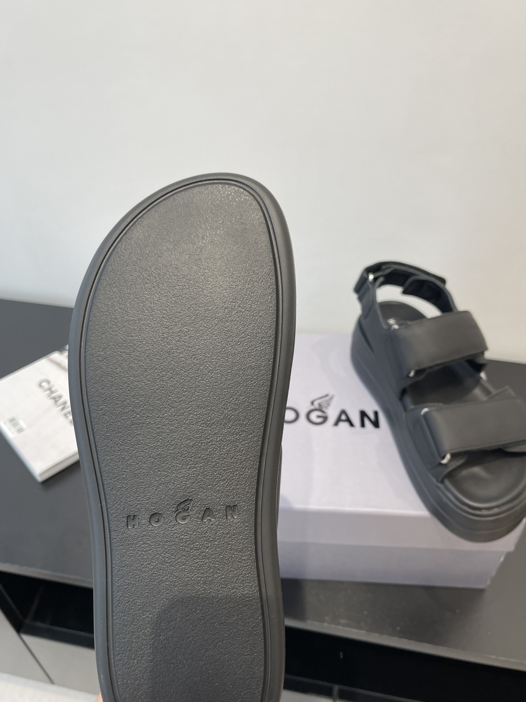Hogan Skyscraper Sandals: Summer Footwear Redefined with Comfort and Style - 图片 5