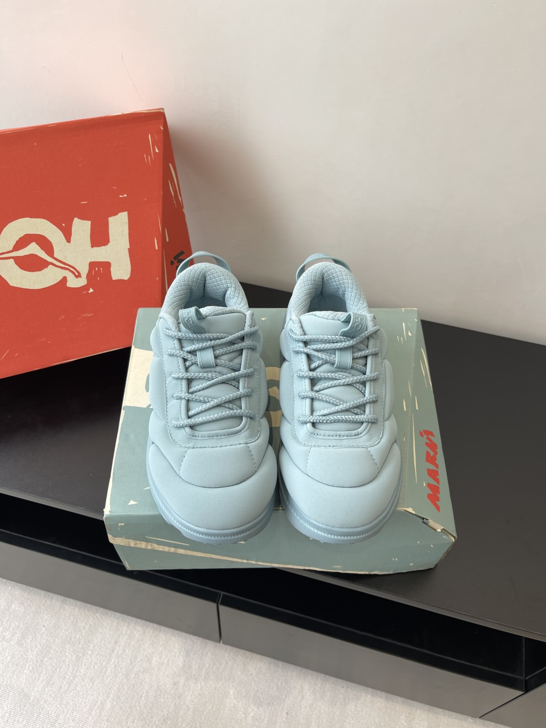 Marni X Hoka: 750 Co-Financed Sneakers for Summer - 图片 2