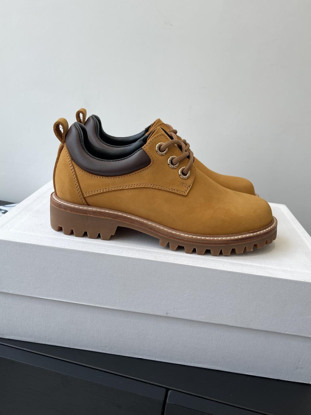 Celine Haute Couture Classic Luxury Leather Shoe Ref 2