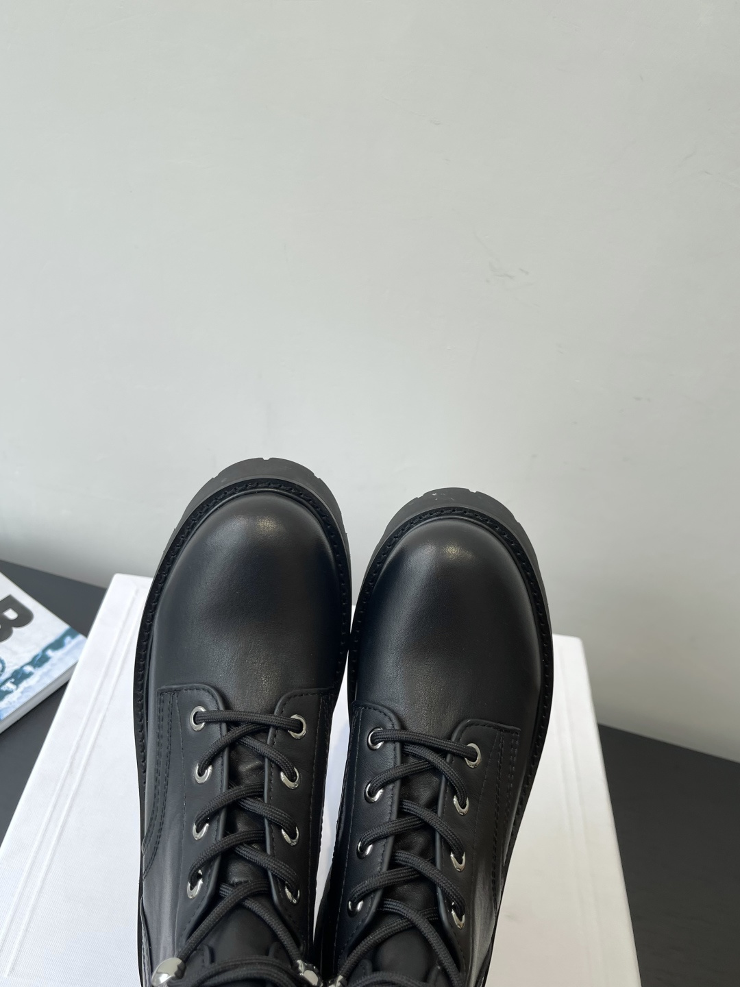 Celine Haute Couture Classic Luxury Leather Shoe Ref 6