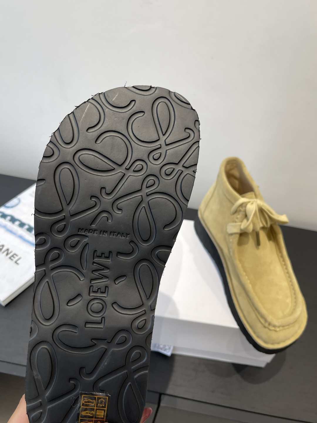 “672 Loewe 25SS Autumn Winter Shoe Review: Cute Round Head Design, Imported Fabric, Soft Sheepskin” - 图片 5