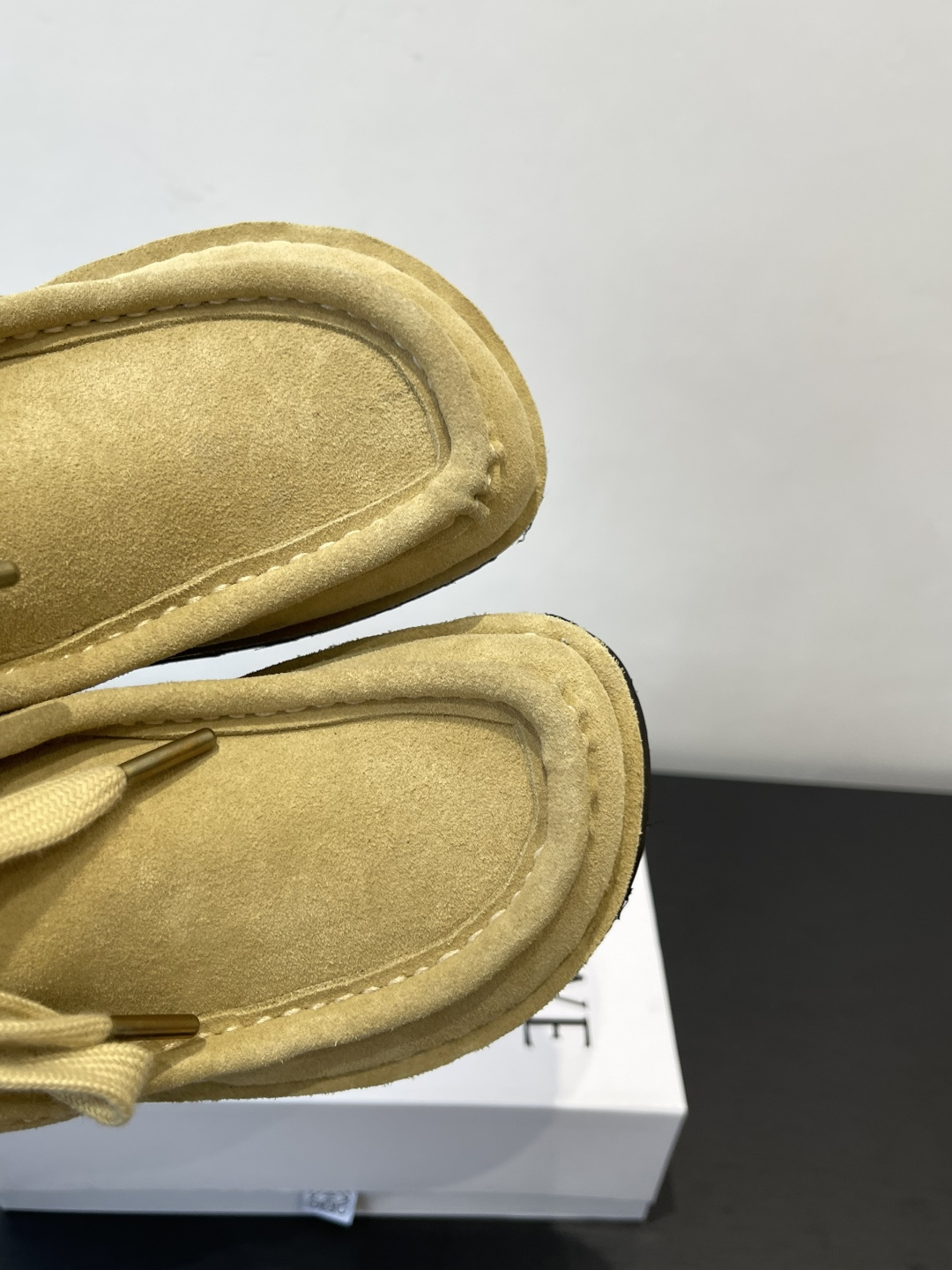 “672 Loewe 25SS Autumn Winter Shoe Review: Cute Round Head Design, Imported Fabric, Soft Sheepskin” - 图片 6