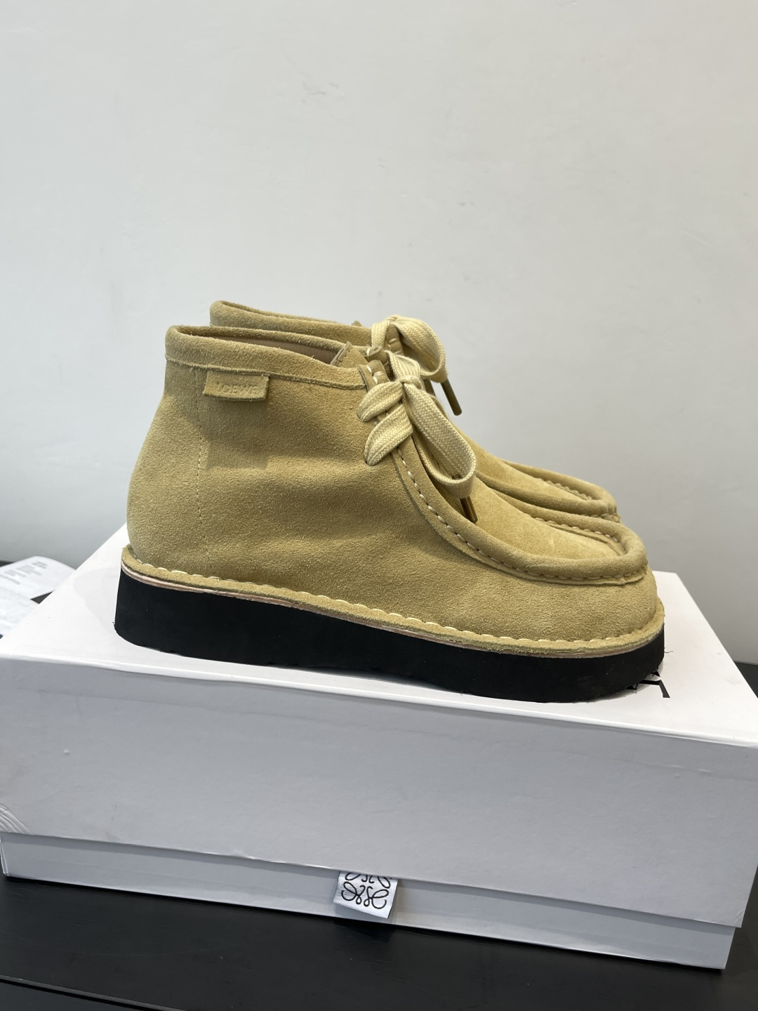 “672 Loewe 25SS Autumn Winter Shoe Review: Cute Round Head Design, Imported Fabric, Soft Sheepskin” - 图片 2