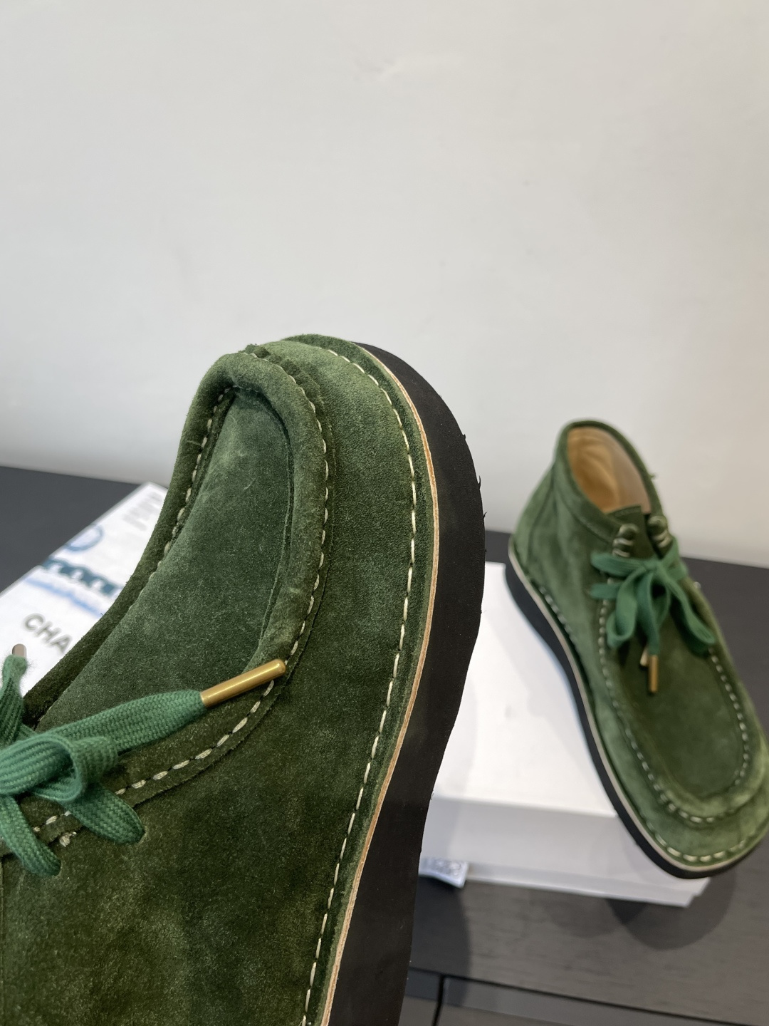 “Loewe 25SS Cute Round Head Shoe for Autumn Winter, Soft and Cozy Sheepskin Fabric” - 图片 7