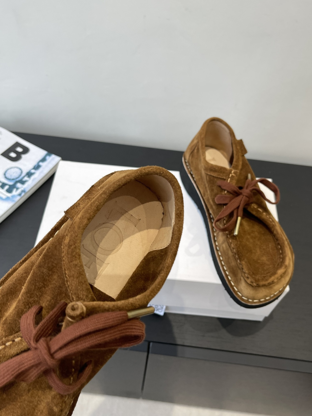 “Lowell Autumn Winter Shoes: Cute, Cozy, Imported Fabric, Sheepskin Lining, Various Sizes for Men and Women” - 图片 4