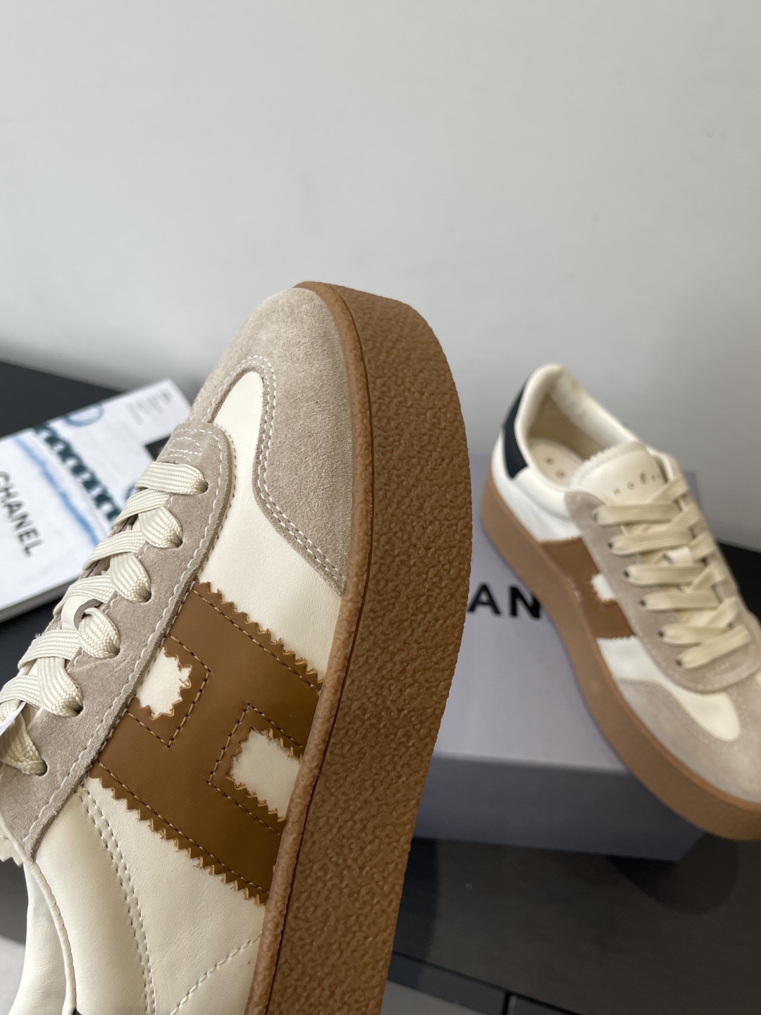 Hogan H-Stripes Sports Recreational Shoes: Lightweight, Insulated, Modern Design [35-40 Codes] - 图片 8