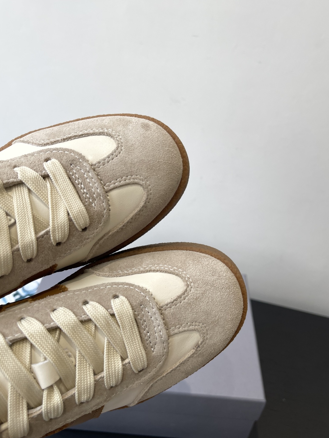 Hogan H-Stripes Sports Recreational Shoes: Lightweight, Insulated, Modern Design [35-40 Codes] - 图片 7