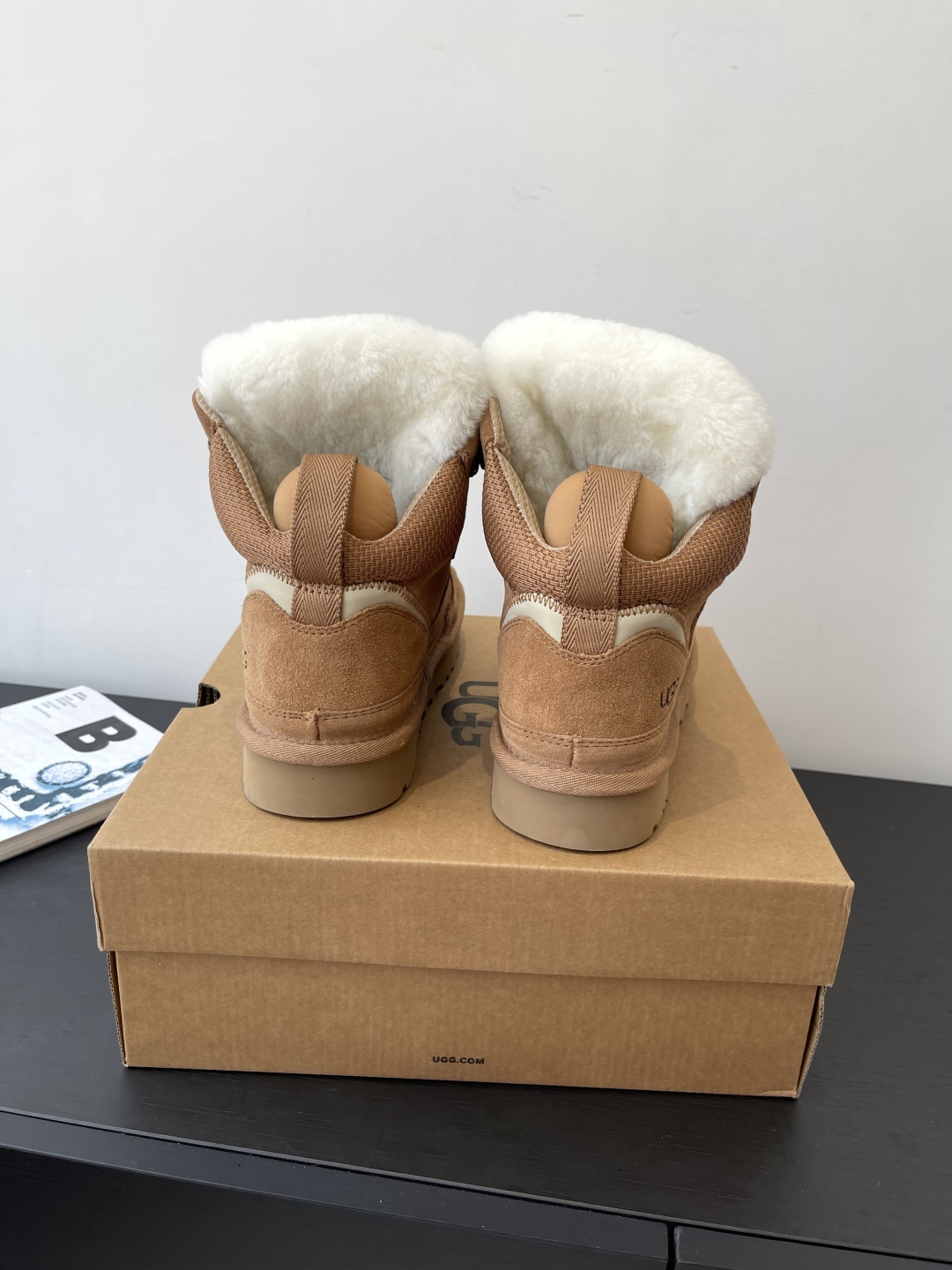 “Comfortable and Stylish UGG Boots for Fall and Winter | EVA Soles, Fashionable Design | Size Range 35-40” - 图片 9