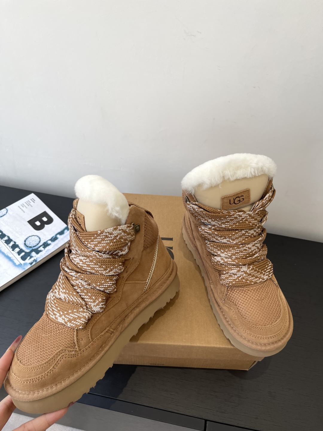 “Comfortable and Stylish UGG Boots for Fall and Winter | EVA Soles, Fashionable Design | Size Range 35-40” - 图片 4