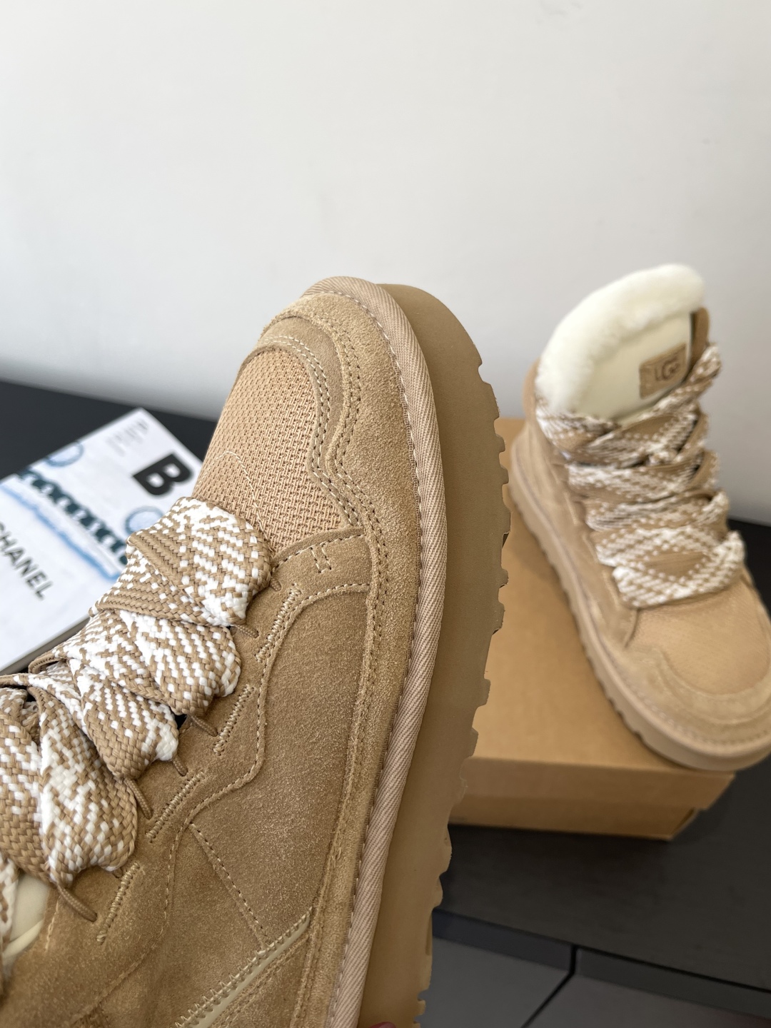 “New UGG Fall/Winter Collection: Comfortable, Stylish Shoes with EVA Soles” - 图片 7