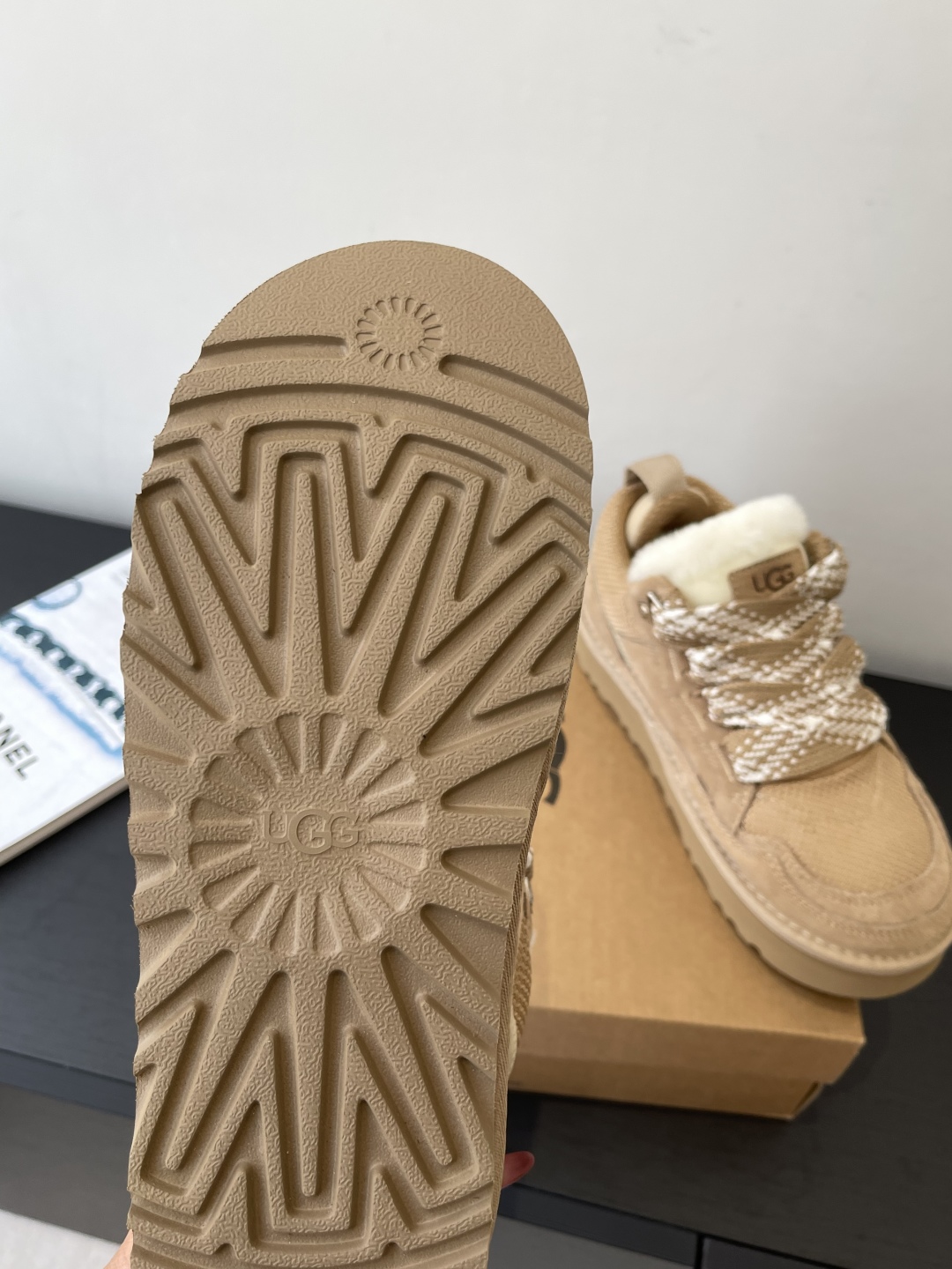 Title: UGG 25ss Fall/Winter Collection: Comfortable, Stylish Shoes in Sizes 35-40 with EVA Soles. - 图片 5
