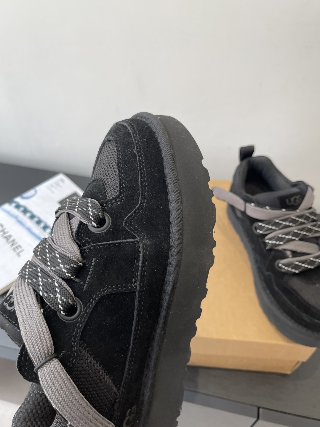 “UGG Fall/Winter 25ss Collection: Comfortable, Stylish, and Fashionable Footwear in Sizes 35-40” - 图片 7