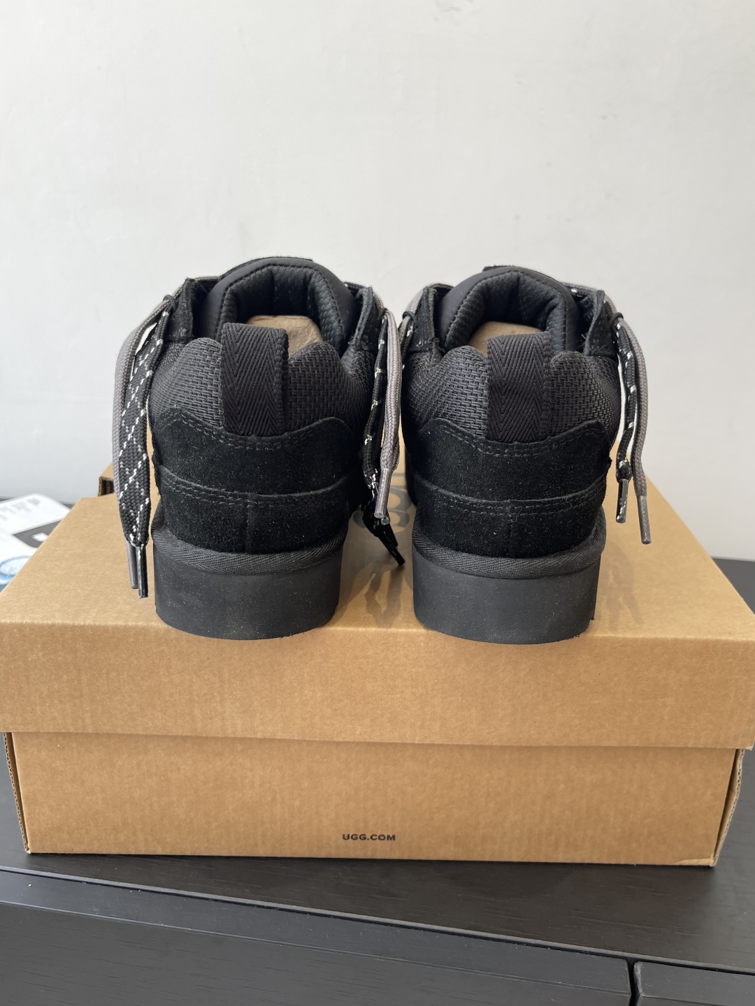 “UGG Fall/Winter 25ss Collection: Comfortable, Stylish, and Fashionable Footwear in Sizes 35-40” - 图片 8