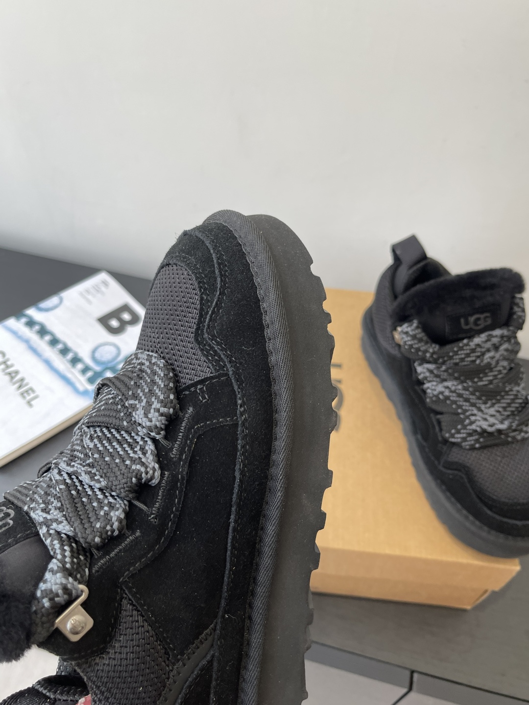 “UGG 25ss Fall Winter Collection: Comfortable & Stylish Footwear with EVA Soles, Velvet Details, Code 35-40” - 图片 7