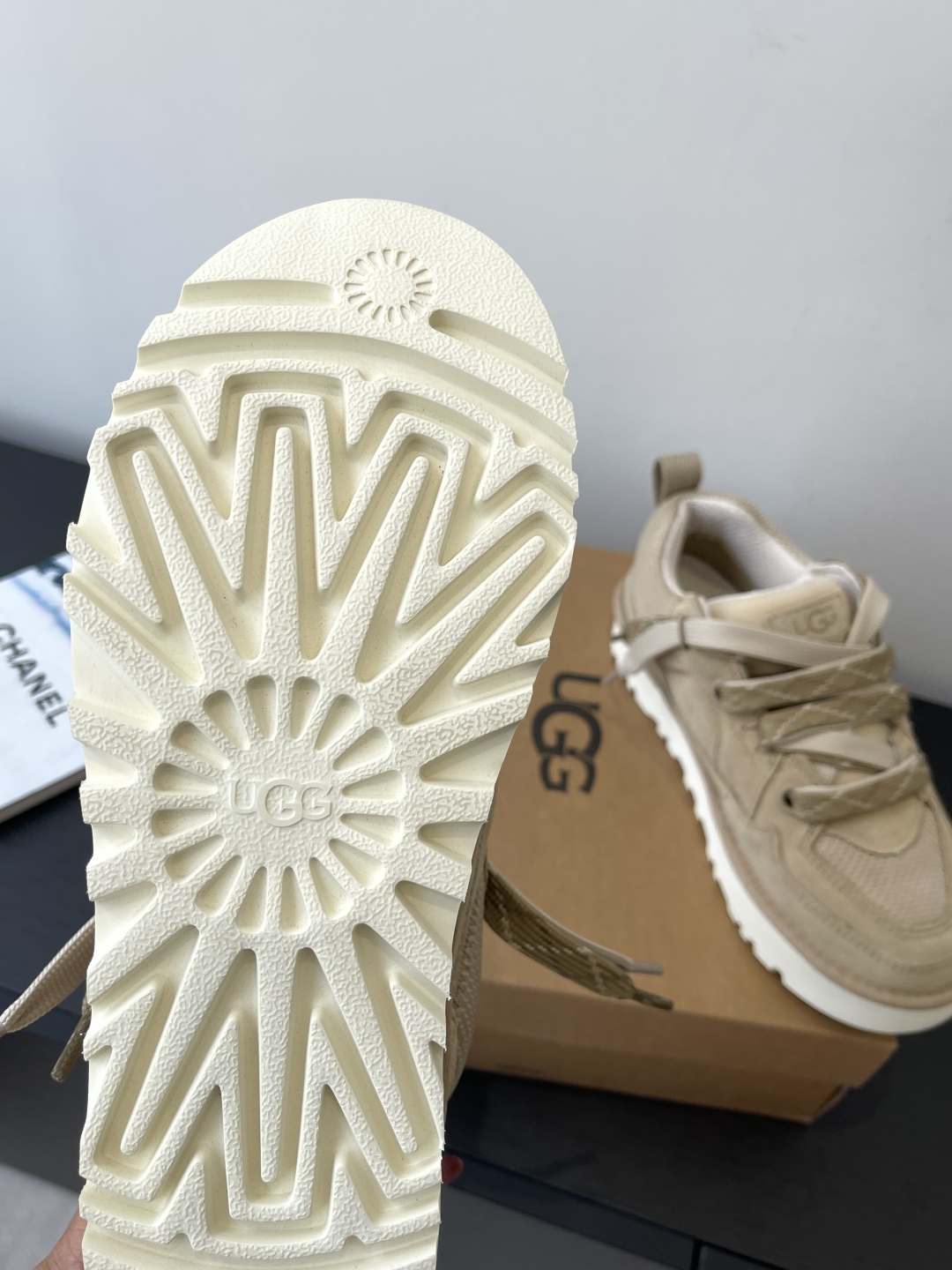 “UGG 25ss Fall Winter Collection: Comfortable, Stylish Shoes with EVA Soles for All-Day Wear (Sizes 35-40)” - 图片 5