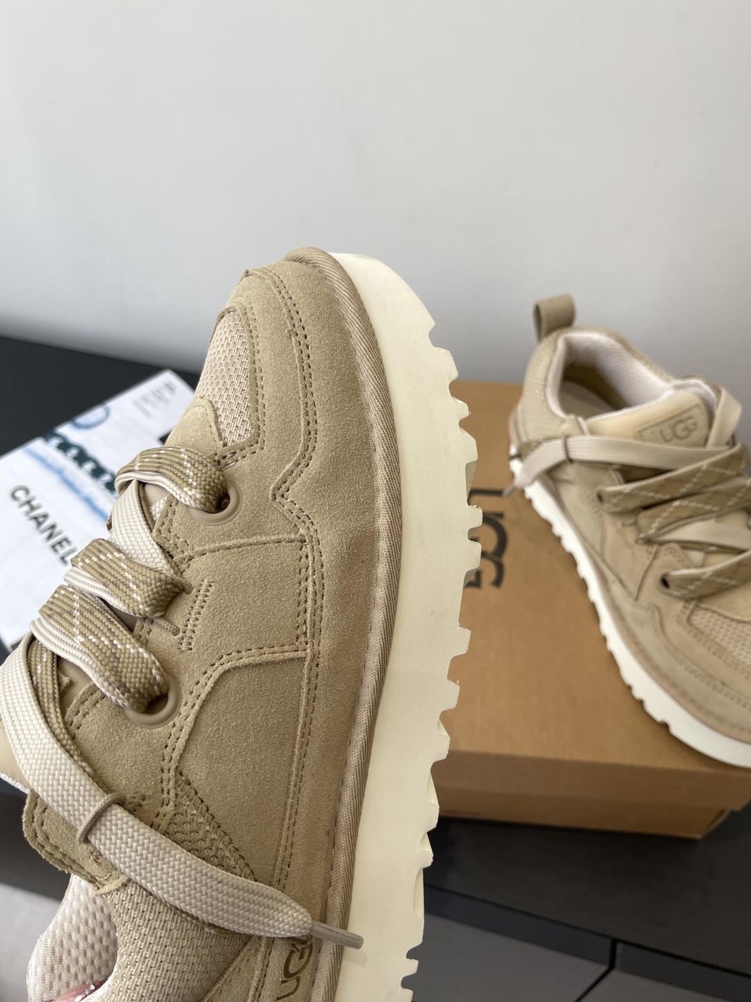 “UGG 25ss Fall Winter Collection: Comfortable, Stylish Shoes with EVA Soles for All-Day Wear (Sizes 35-40)” - 图片 7