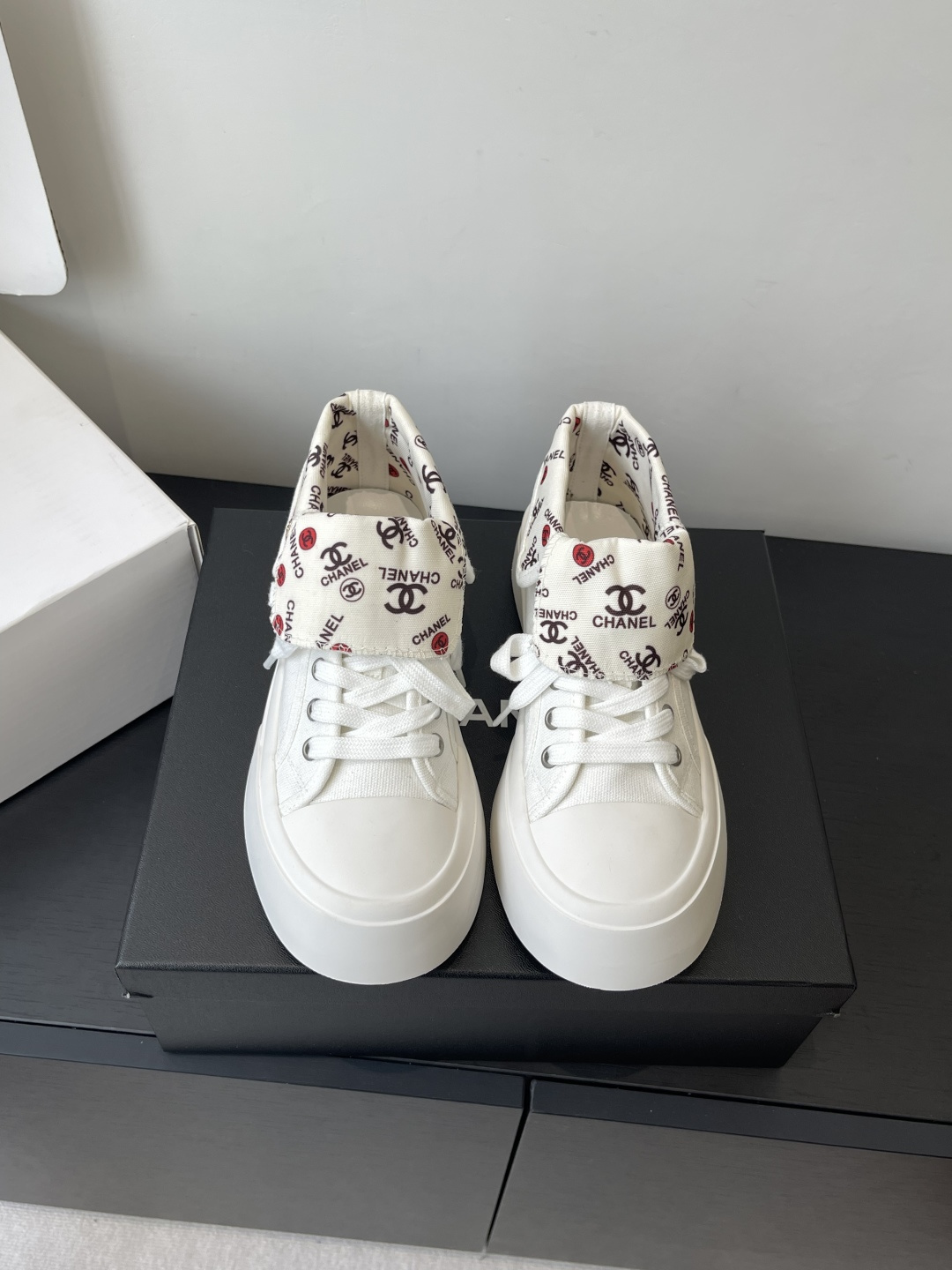 Los nuevos zapatos casuales de otoño e invierno Chan * el Chanel 25ss son muy recomendados por la celebridad de Interne…