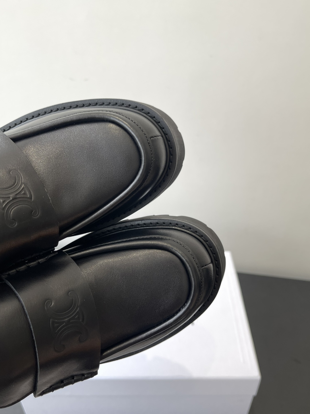 Celine Haute Couture Classic Luxury Leather Shoe Ref.91071DF8 6