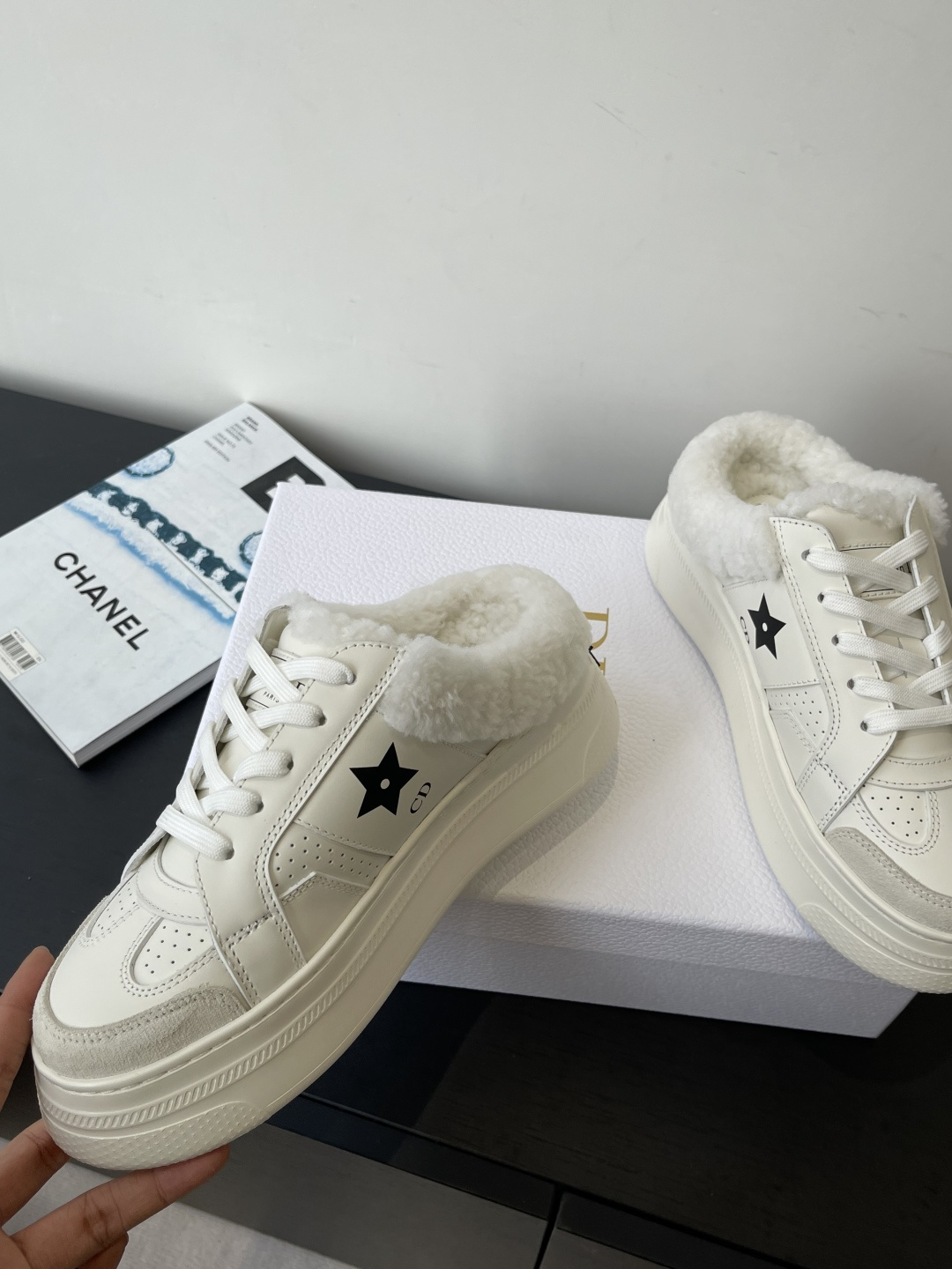 Dior 迪奥 秋冬新款 厚底 毛毛拖鞋半拖 高级优雅温柔随心所欲 上脚 无敌 舒服 彰显气质