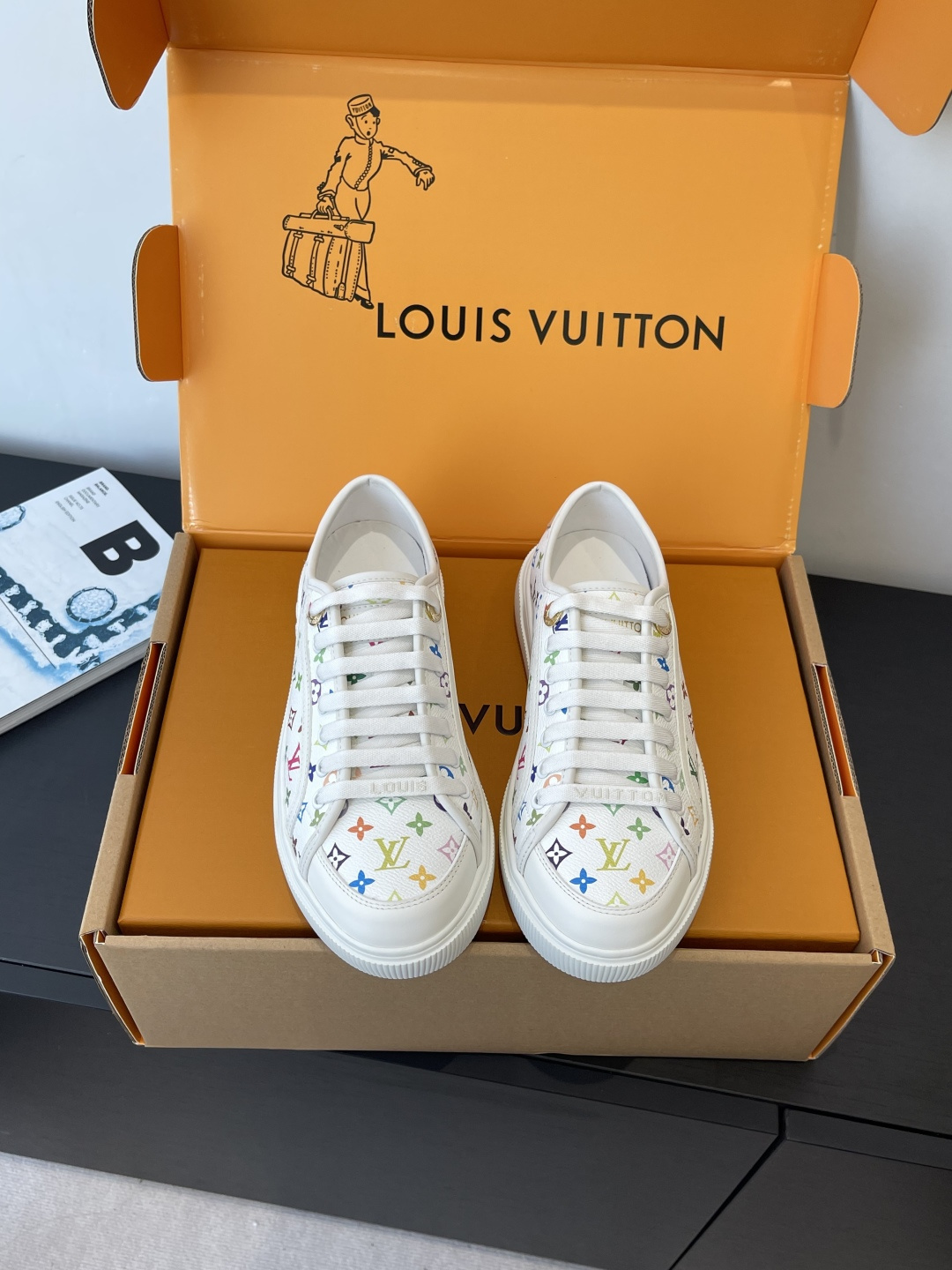 NO:722089,Louis Vuiton Louis Vuitton 25ss New Lagoon Series Denim Denim Embossed Canvas Shoes Skateboard Shoes Casual Shoes Original purchase, development and production. The entire pair of shoes is purchased and developed by ZP. All customized materials. Exclusive mold outsole. All details are shipped according to version. Code number 35-41 (40 41 customized), casual shoes/sports shoes, louis vuitton, louis vuitton, sneakers19860909Louis Vuiton 路易威登 25ss新款 Lagoon系列丹宁牛仔布 压花 帆布鞋 滑板鞋 休闲鞋 原版购入开发做货 整双鞋子采购Zp开发打造 全部定制材料 独家开模大底 细节全部对版出货 码数35-41（40 41定做）,休闲鞋/运动鞋,louis vuitton,louis vuitton,sneakers,Women's Shoes