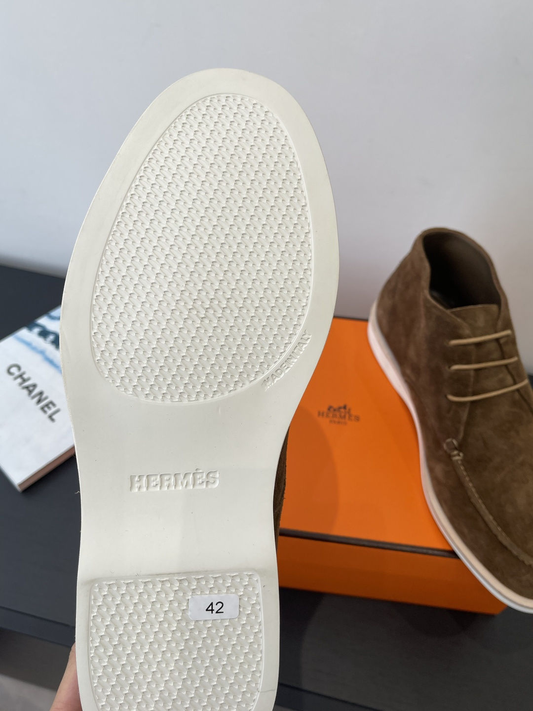 Hermes 25ss new low cut men's casual shoes with simple design in line - Shoe 5