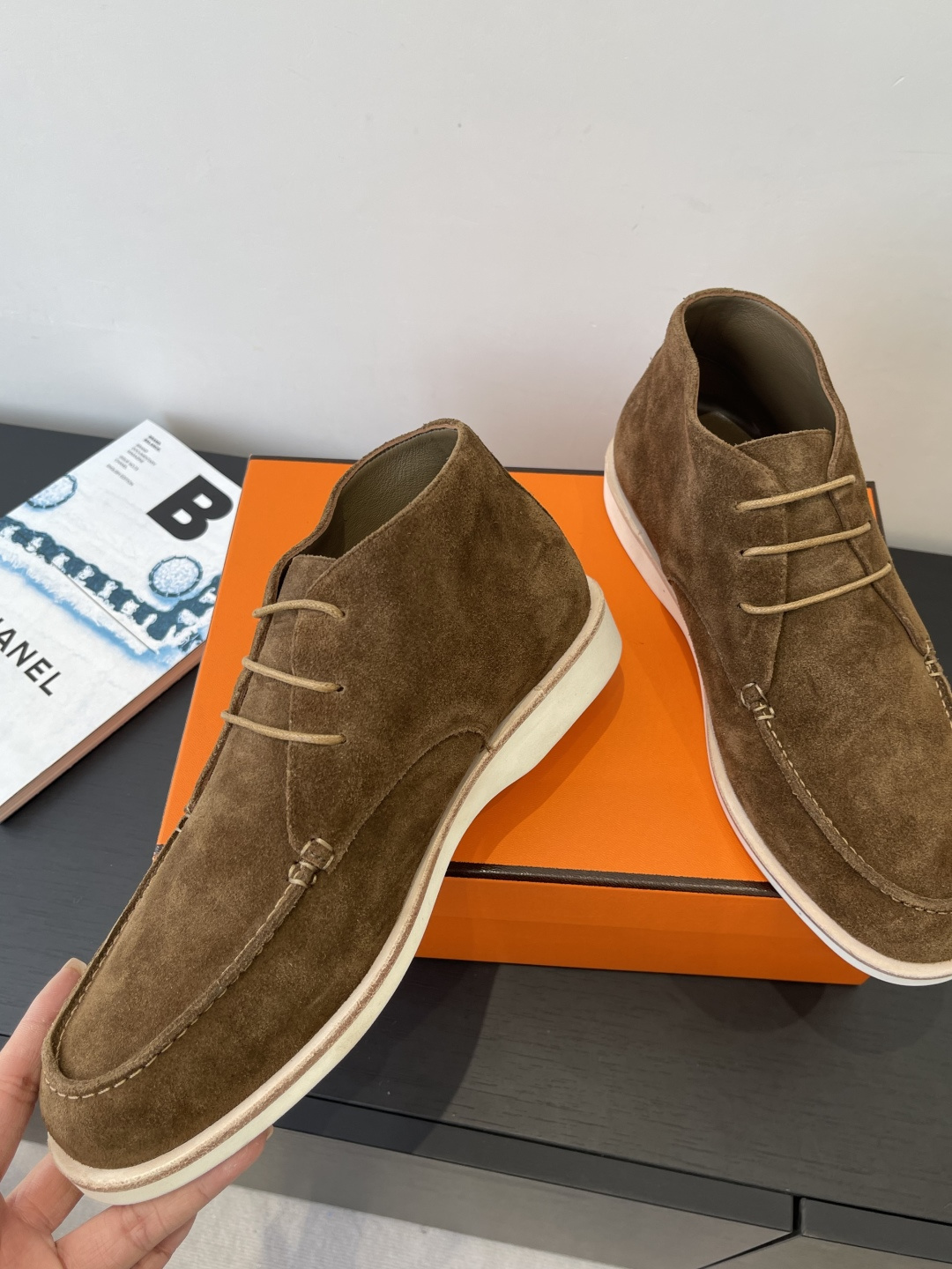 Hermes 25ss new low cut men's casual shoes with simple design in line - Shoe 3