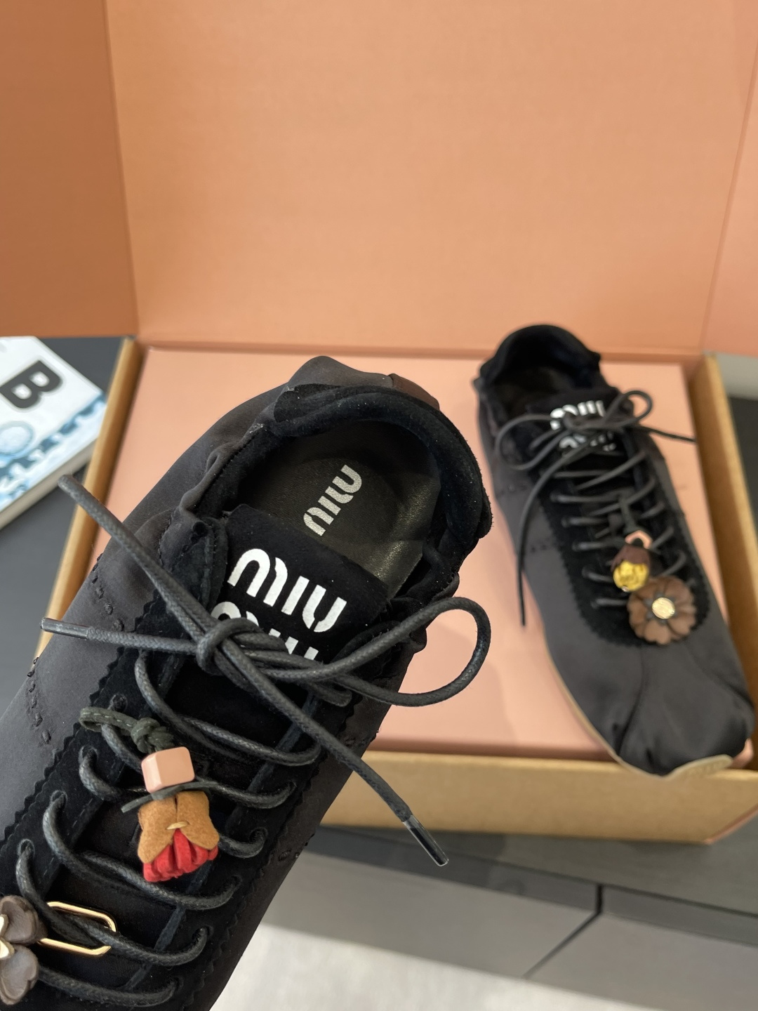 Miu Miu Miu 缪缪 26ss春夏新款 芭蕾德训鞋休闲鞋