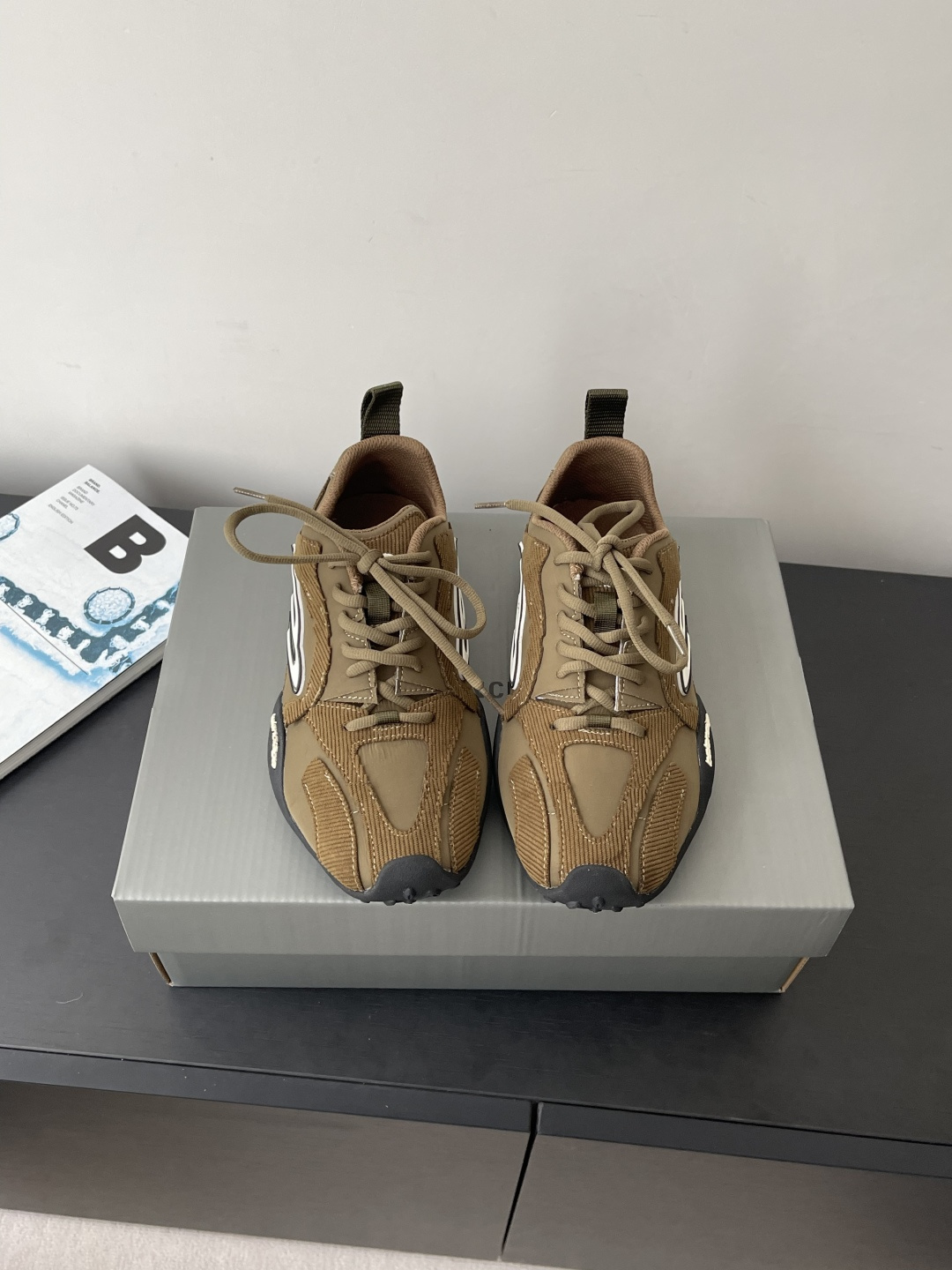 Balenciaga BALENCIAGA 巴黎世家 最新款 Monday Ultra 圆头系带 低帮 休闲鞋