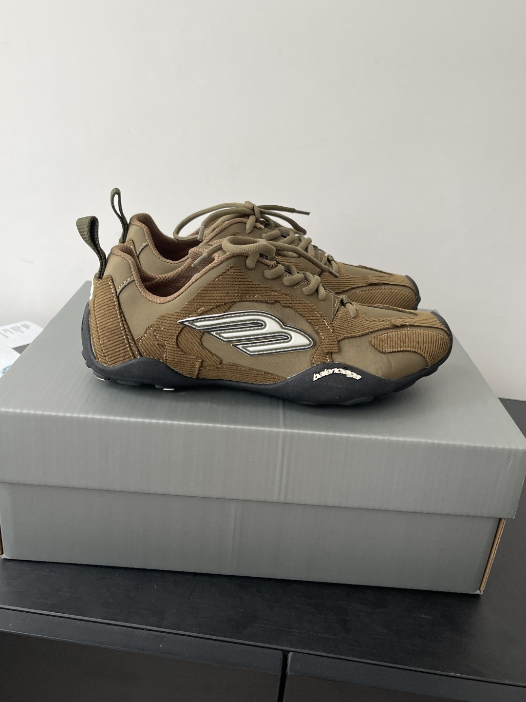 Balenciaga BALENCIAGA 巴黎世家 最新款 Monday Ultra 圆头系带 低帮 休闲鞋